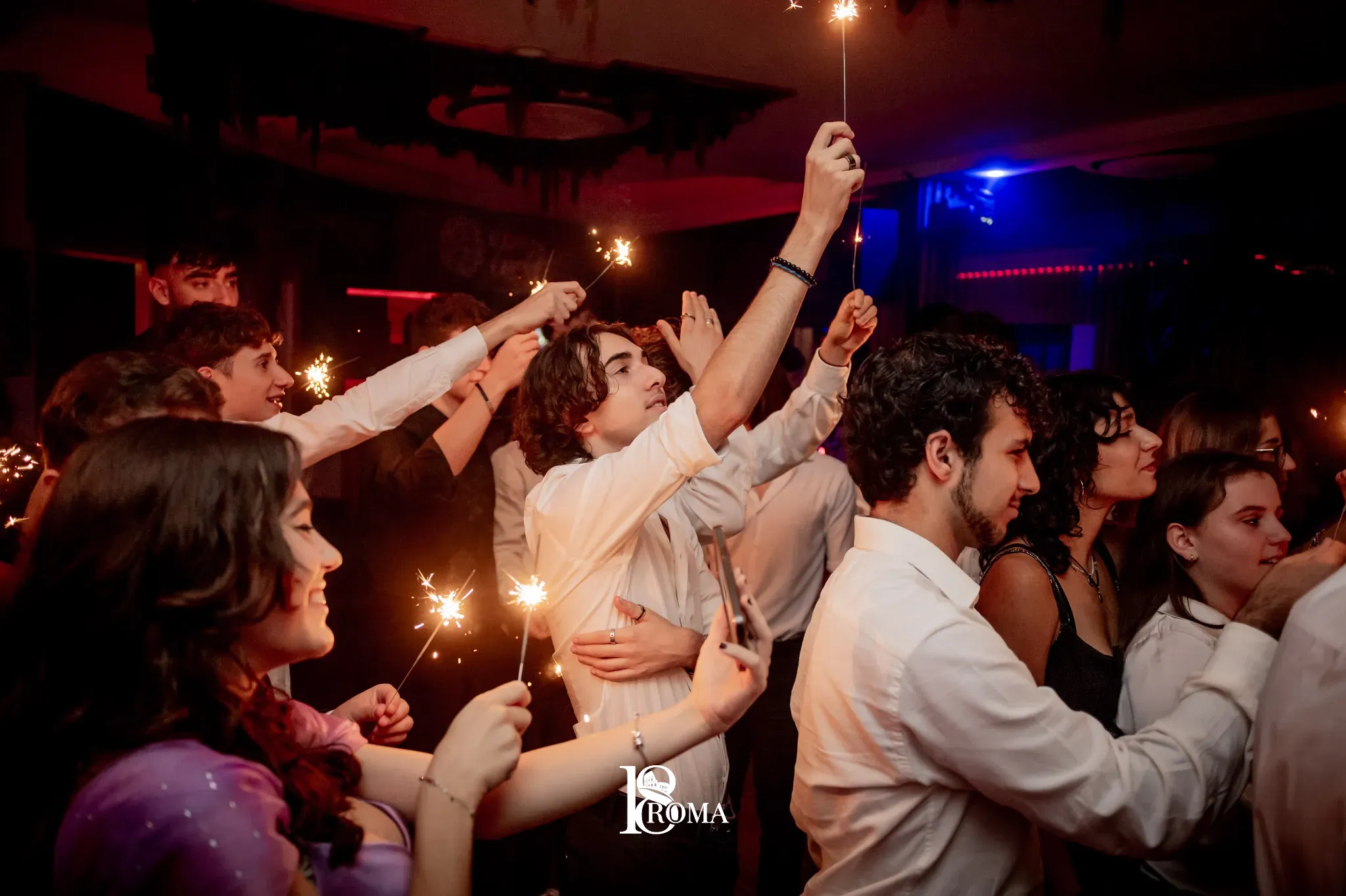 Foto con amici festa 18 anni Roma